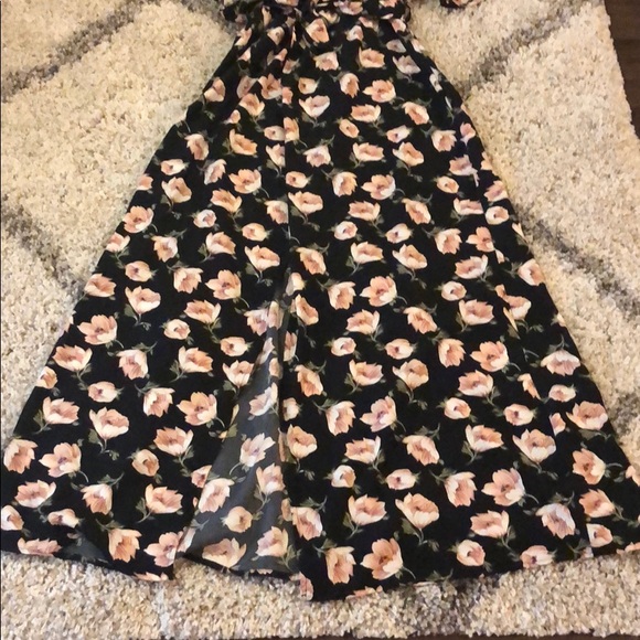 Floral Maxi dress size small - Picture 5 of 7